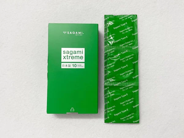 Bao cao su có gai Nhật Bản Sagami Xtreme Green Siêu Mỏng 10 bao